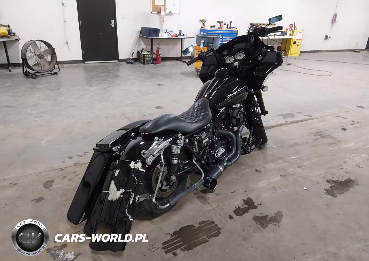 2011 Harley-Davidson Fltrx VIN:1HD1KH410BB602998 - 4