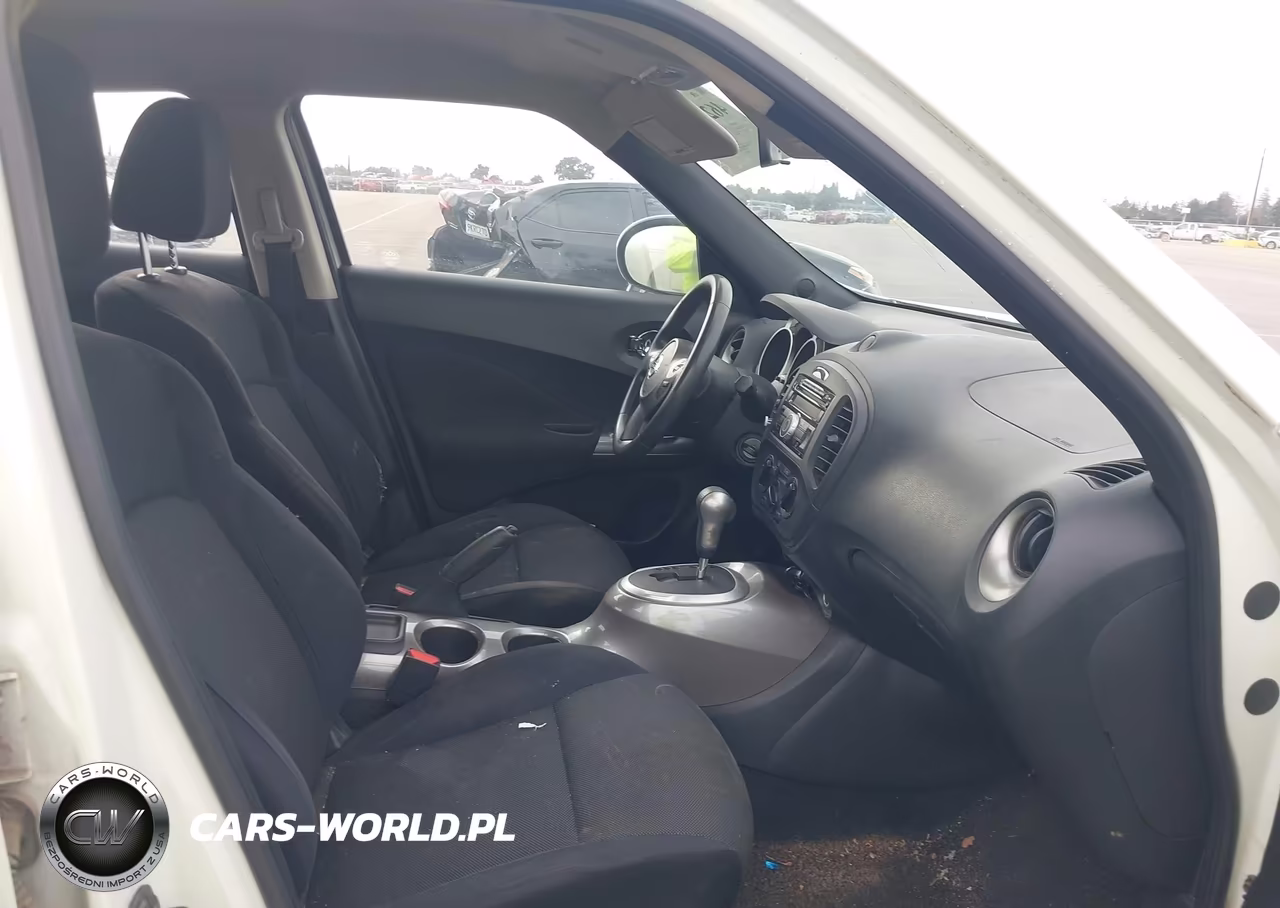 2011 Nissan Juke S VIN:JN8AF5MR5BT018847 - 5