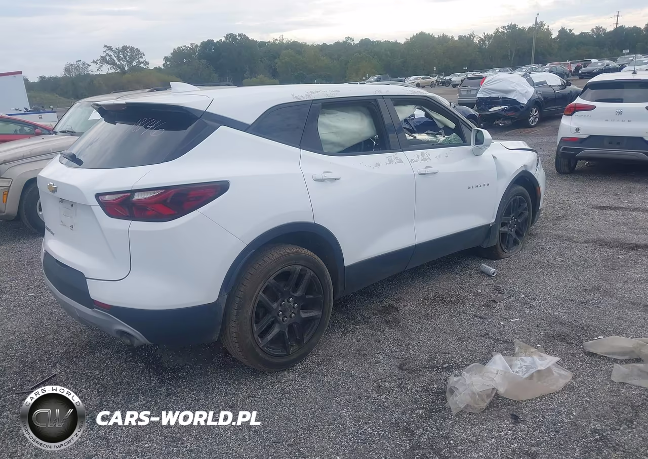 2019 Chevrolet Blazer VIN:3GNKBGRS8KS687957 - 4