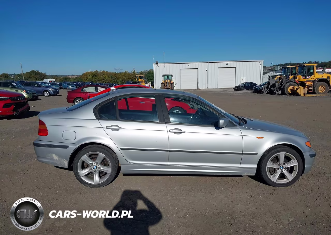 2004 BMW 325Xi VIN:WBAEU33494PM60701 - 13