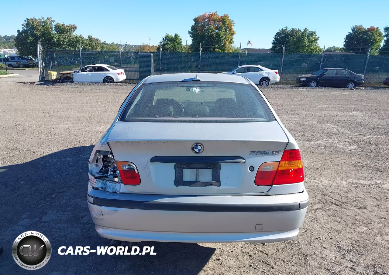 2004 BMW 325Xi VIN:WBAEU33494PM60701 - 16
