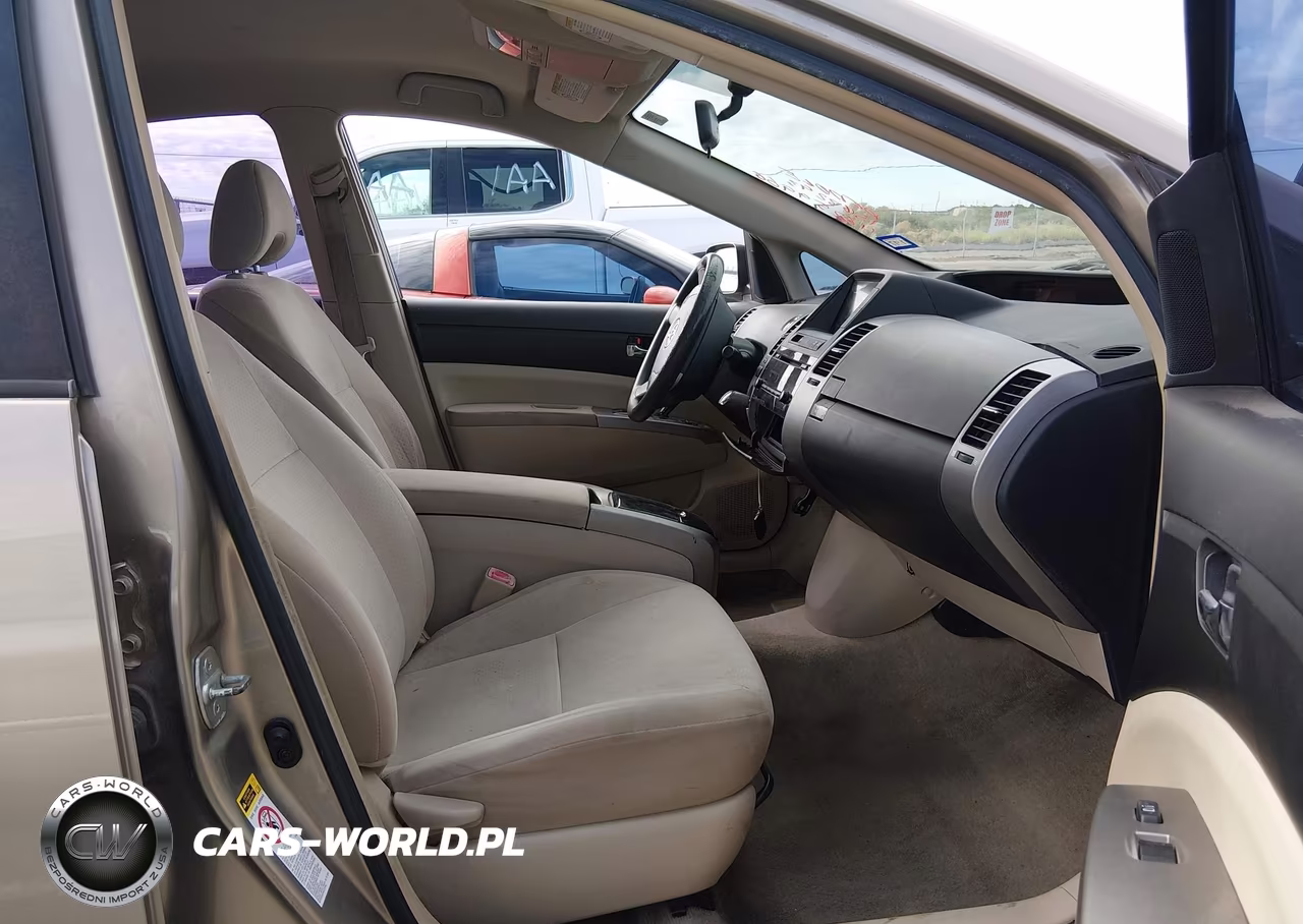2005 Toyota Prius VIN:JTDKB20U853061667 - 5