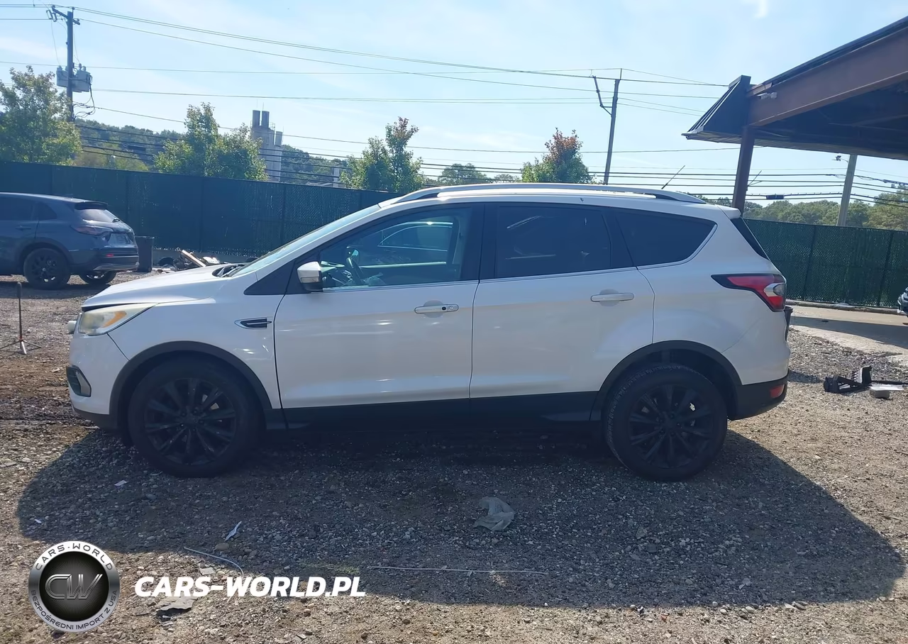 2017 Ford Escape Titanium VIN:1FMCU0JD2HUE65074 - 14