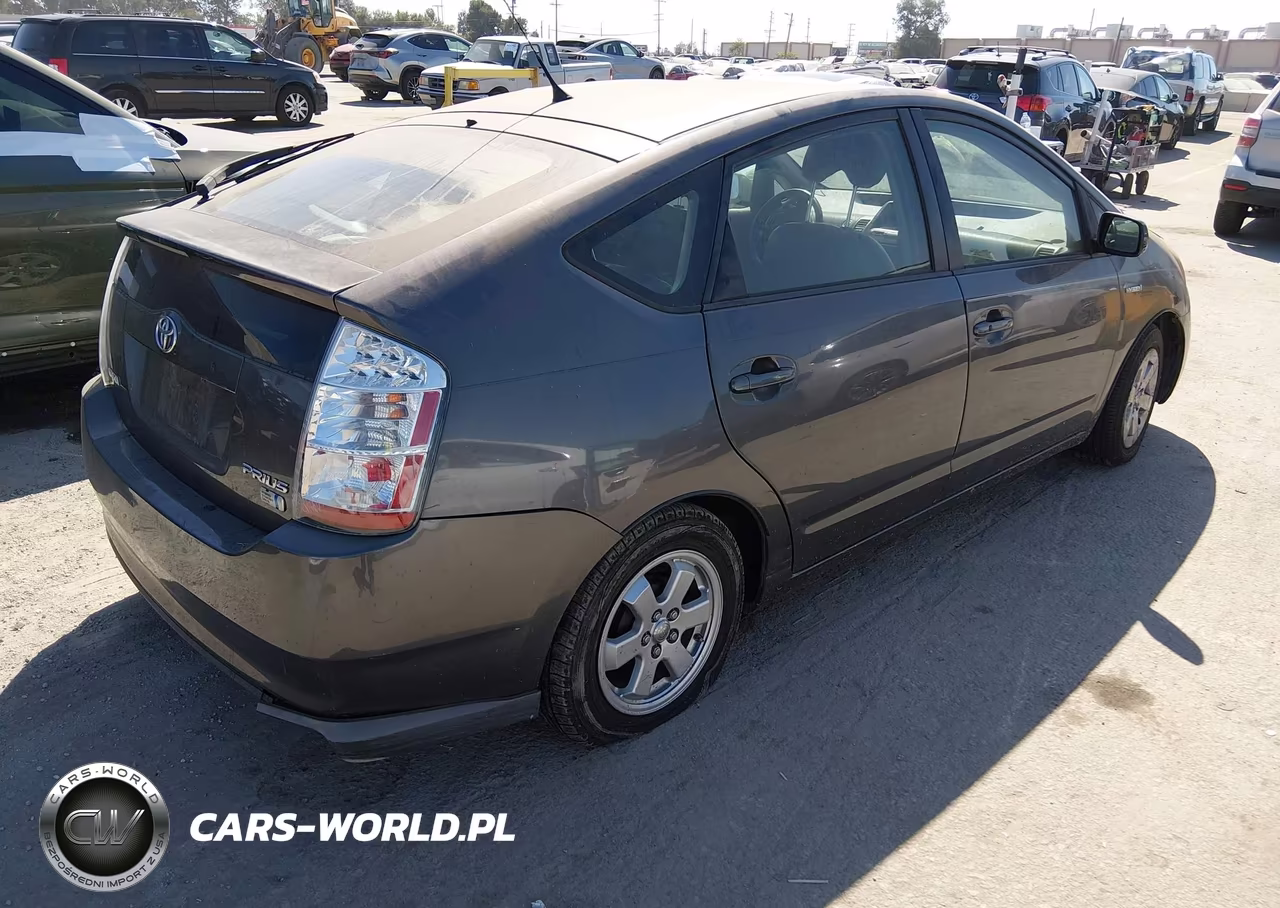 2008 Toyota Prius VIN:JTDKB20U383408679 - 4