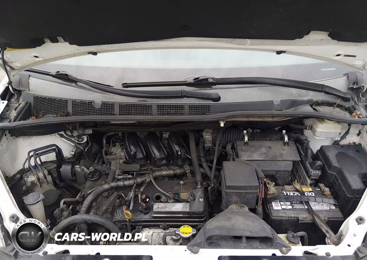 2011 Toyota Sienna Le V6 VIN:5TDKK3DCXBS086345 - 10