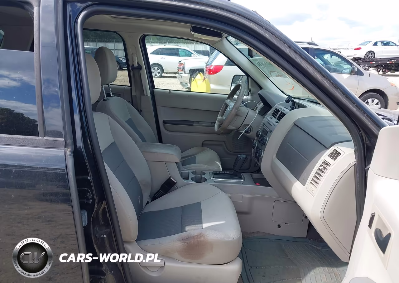 2008 Ford Escape Xlt VIN:1FMCU03Z38KE21637 - 5
