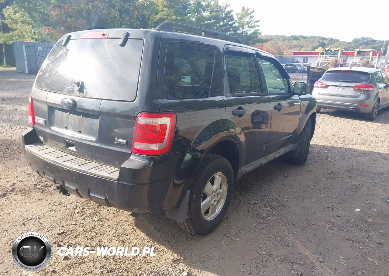 2010 Ford Escape Xlt VIN:1FMCU9DG6AKD41398 - 4