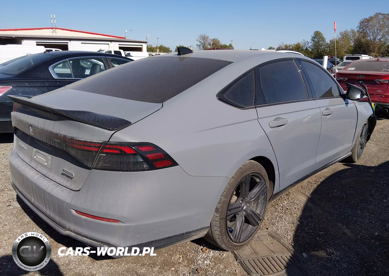 2025 Honda Accord Hybrid Sport-L VIN:1HGCY2F73SA085033 - 4