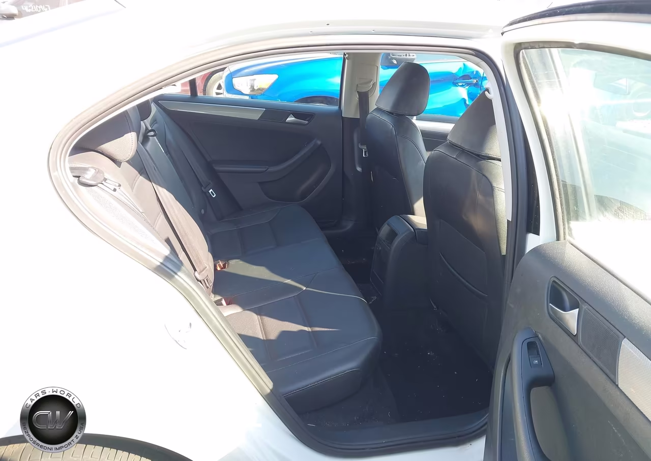 2017 Volkswagen Jetta 1.4T Se VIN:3VWDB7AJ6HM393004 - 8