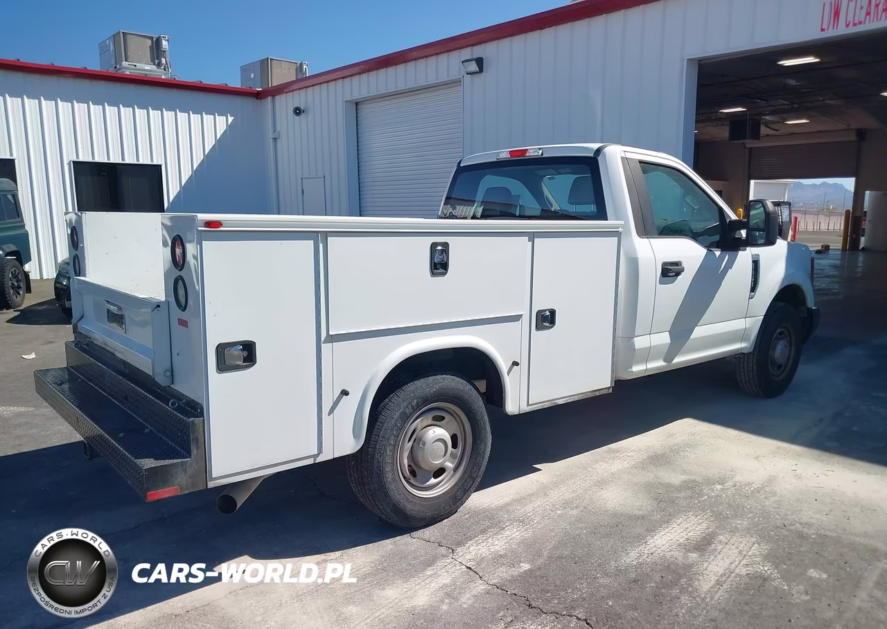 2018 Ford F-250 Xl VIN:1FDBF2A63JEC48667 - 4
