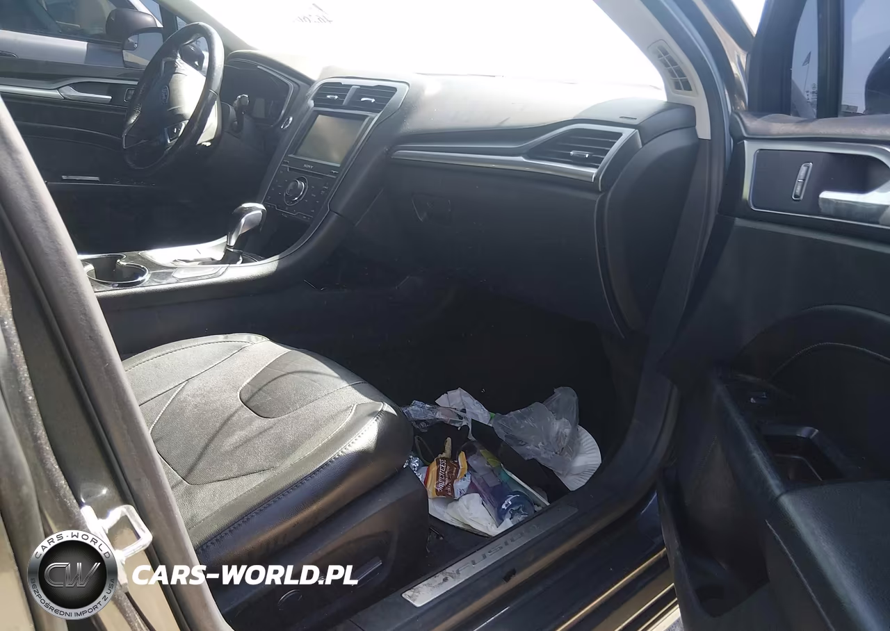 2015 Ford Fusion Titanium VIN:3FA6P0K91FR238004 - 5