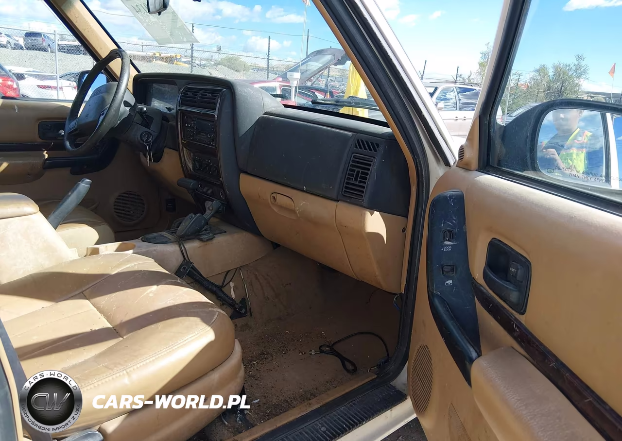1998 Jeep Cherokee Classic-Limited-Sport VIN:1J4FJ68S4WL121163 - 5