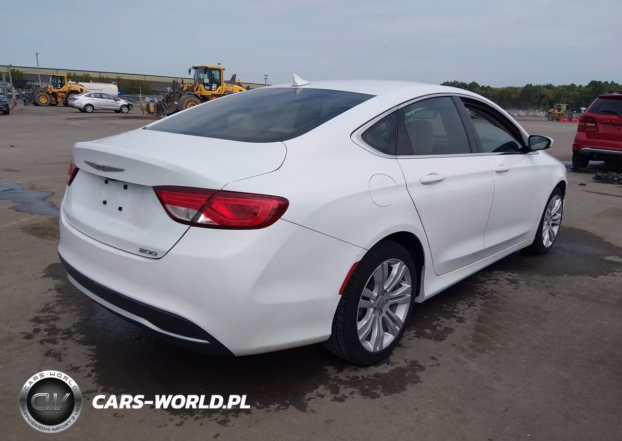 2016 Chrysler 200 Limited VIN:1C3CCCAB8GN108180 - 4