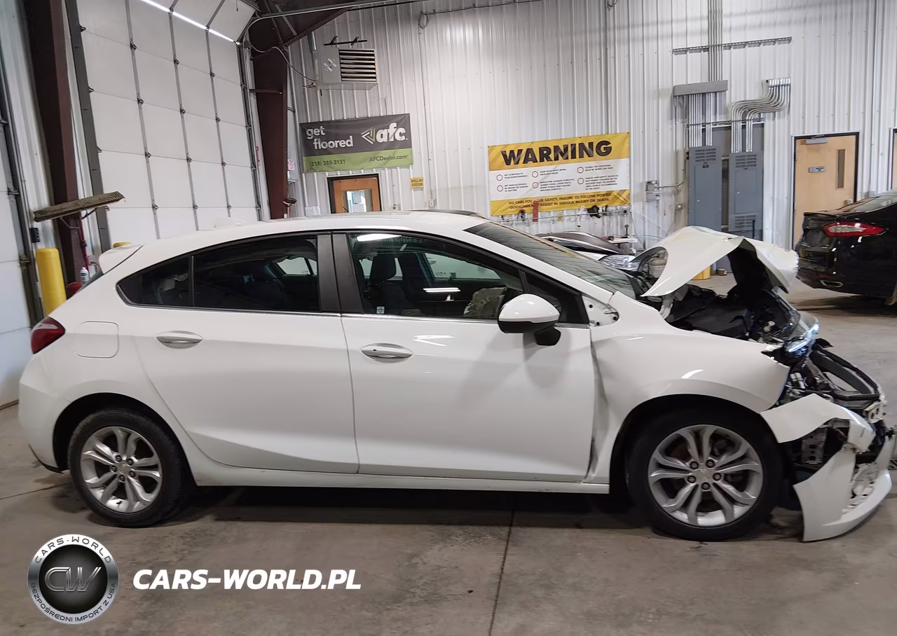 2019 Chevrolet Cruze Lt VIN:3G1BE6SM2KS550401 - 13