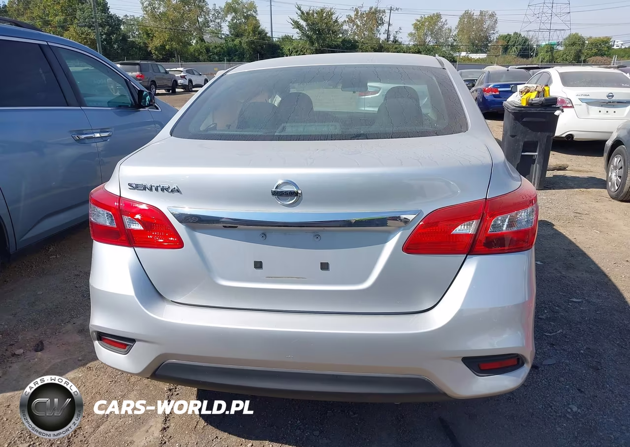 2018 Nissan Sentra S VIN:3N1AB7AP4JY303246 - 17