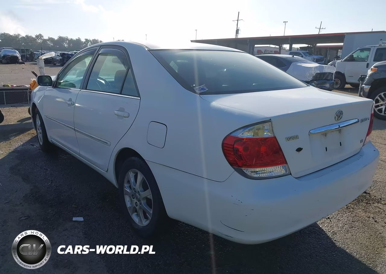 2005 Toyota Camry Xle V6 VIN:4T1BF30K15U087817 - 3