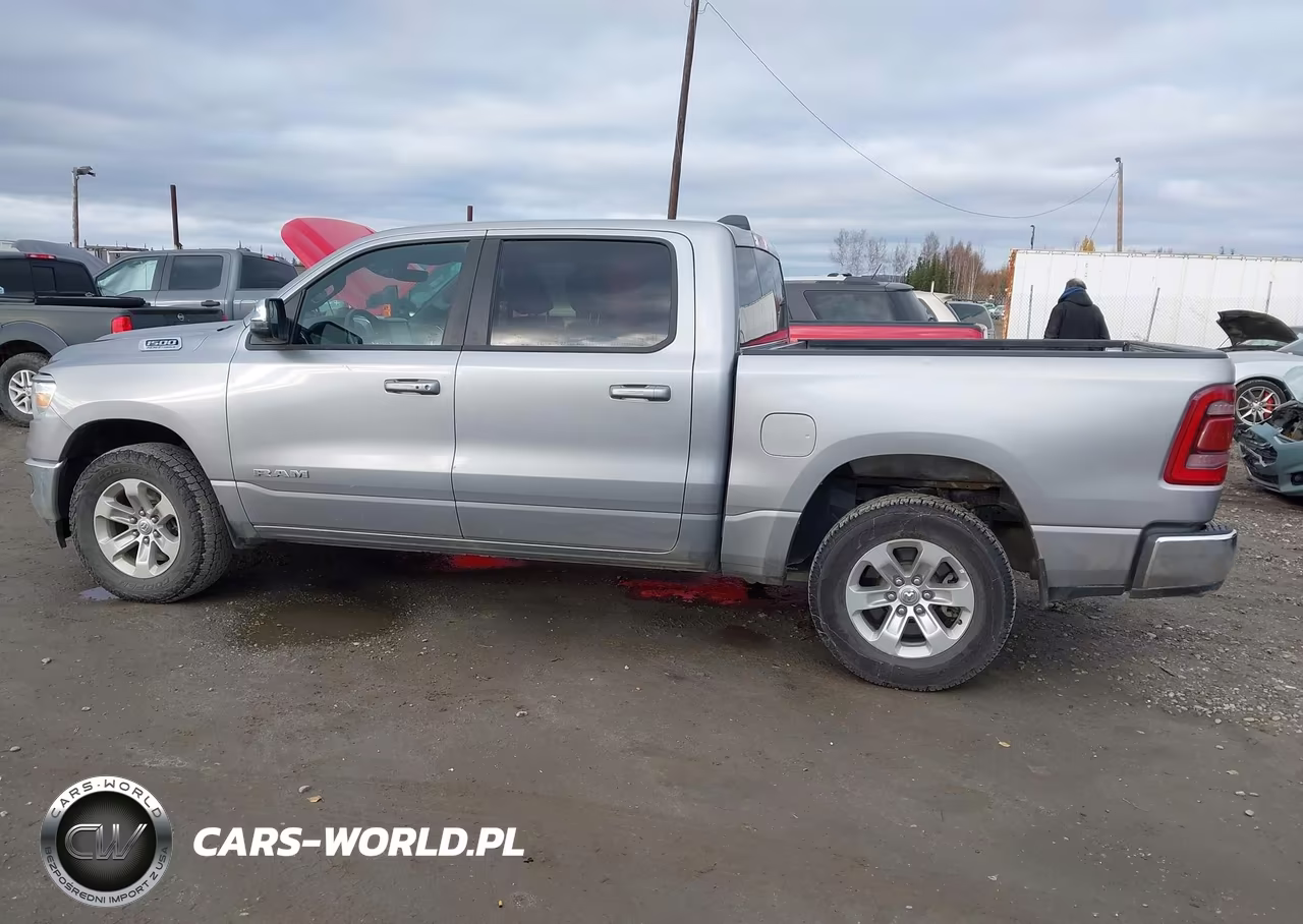 2024 Ram 1500 Laramie 4X4 5'7 Box VIN:1C6SRFJT3RN206706 - 14