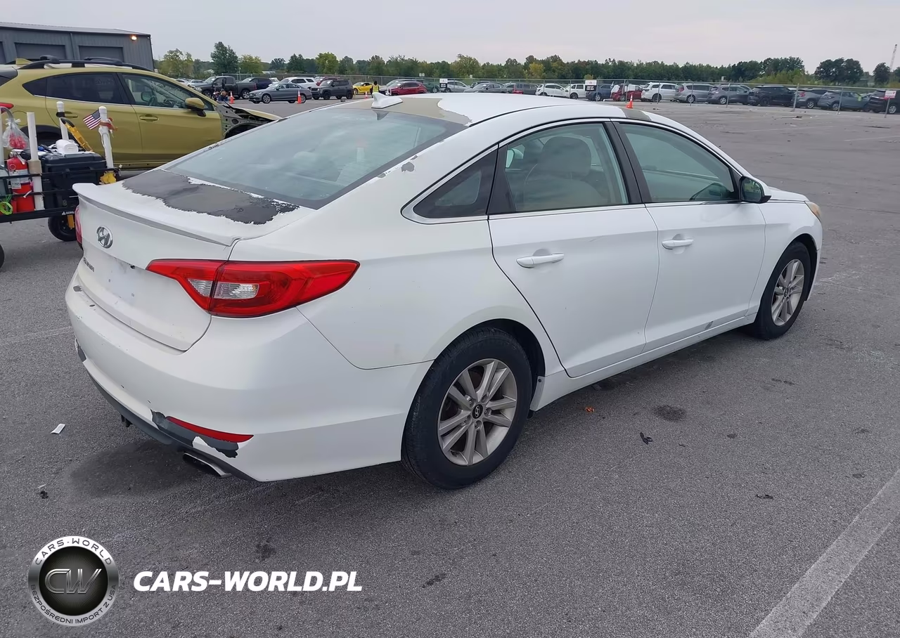 2015 Hyundai Sonata Se VIN:5NPE24AF3FH187403 - 4