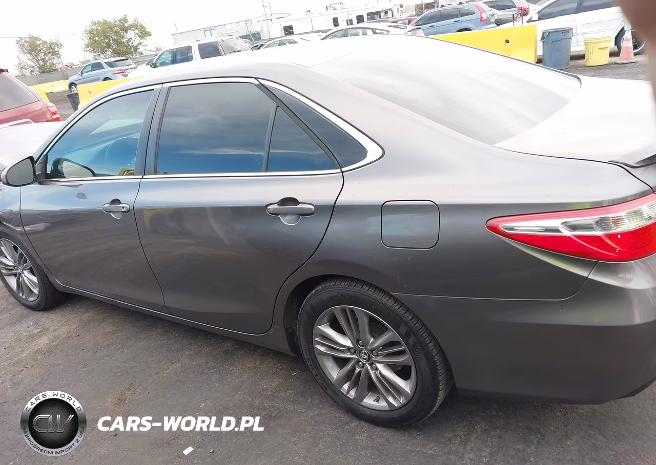 2015 Toyota Camry Se VIN:4T1BF1FK2FU972993 - 16