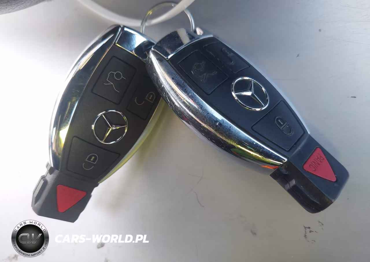 2009 Mercedes-Benz Clk 350 VIN:WDBTJ56H69F267480 - 11