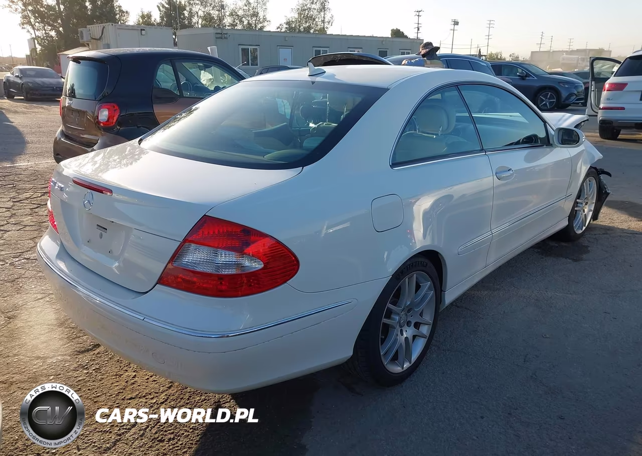 2009 Mercedes-Benz Clk 350 VIN:WDBTJ56H69F267480 - 4