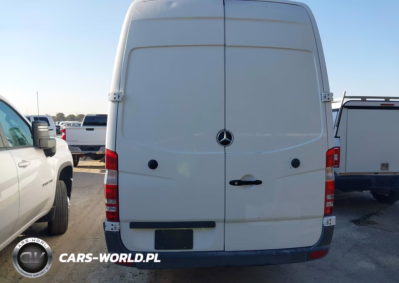 2016 Mercedes-Benz Sprinter 2500 VIN:WD3PE8DD1GP256459 - 16