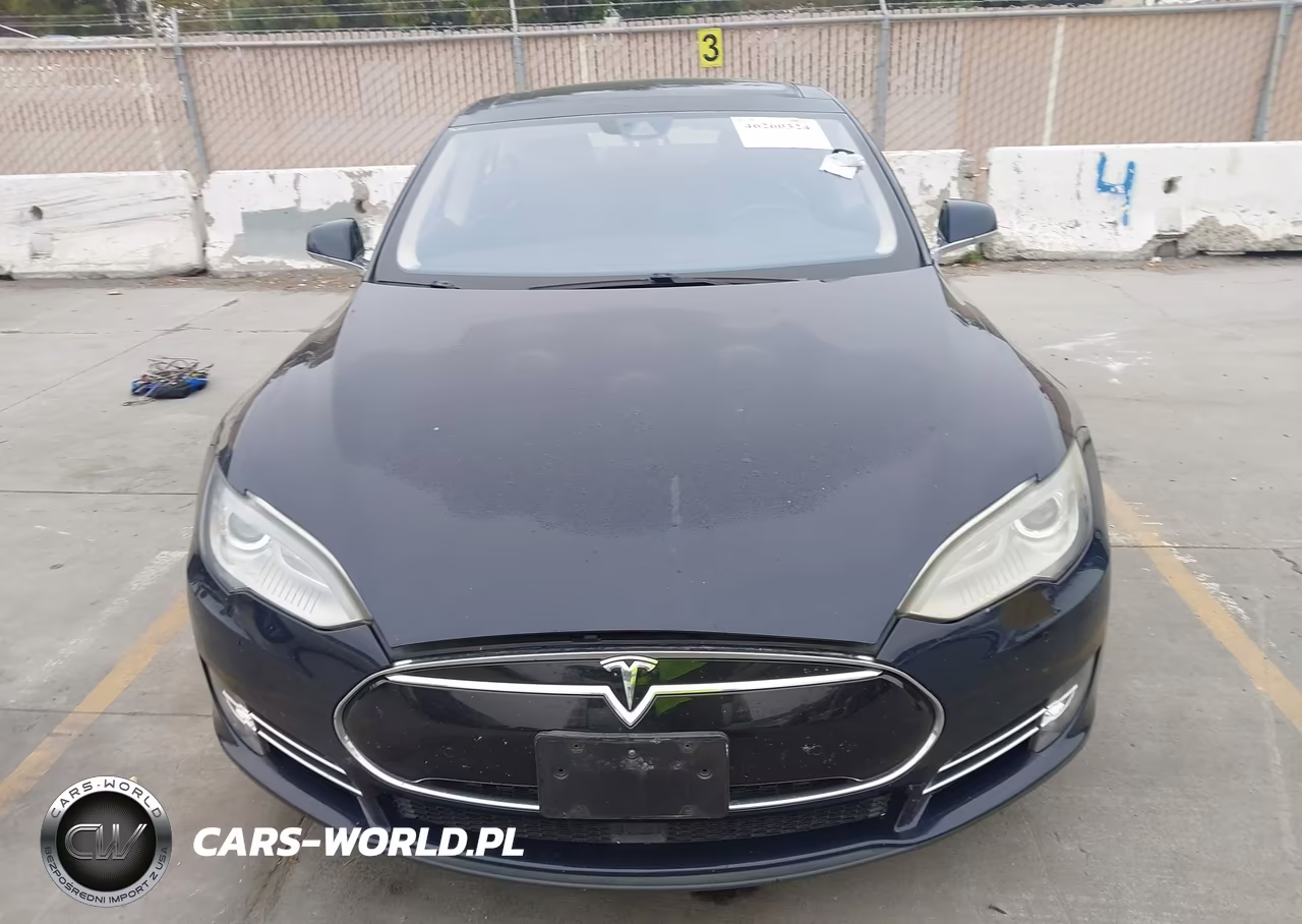 2015 Tesla Model S 60-70-85 VIN:5YJSA1S19FFP77028 - 12