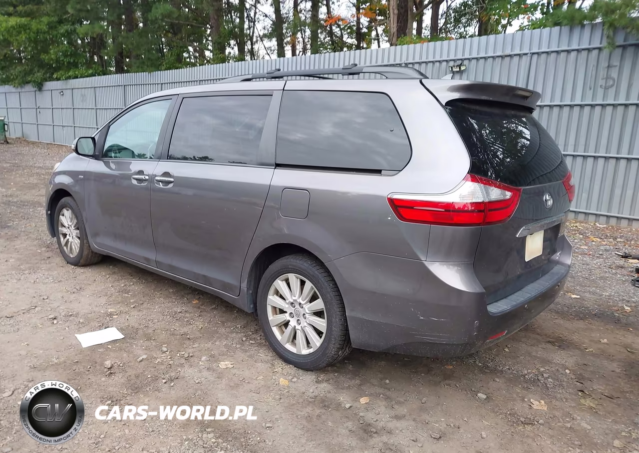 2017 Toyota Sienna Limited Premium 7 Passenger VIN:5TDDZ3DC4HS180640 - 3