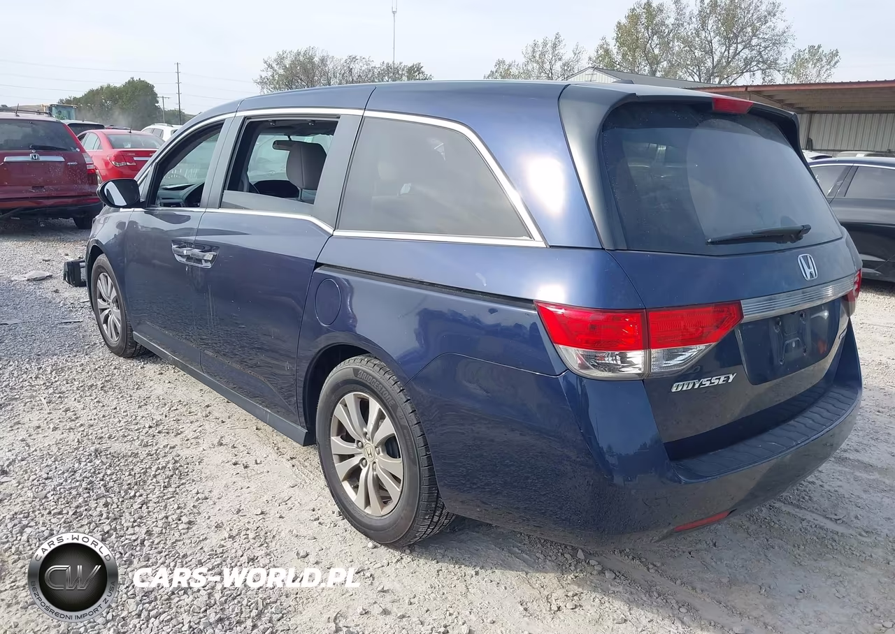 2016 Honda Odyssey Se VIN:5FNRL5H35GB115814 - 3