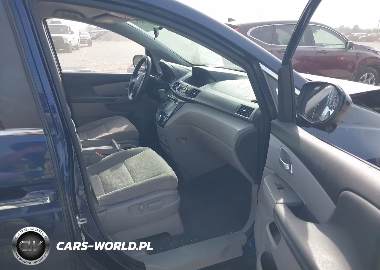 2016 Honda Odyssey Se VIN:5FNRL5H35GB115814 - 5