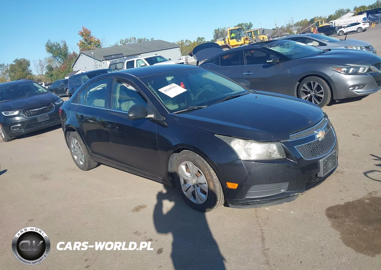 2012 Chevrolet Cruze Ls – zdjęcie 1 z 16