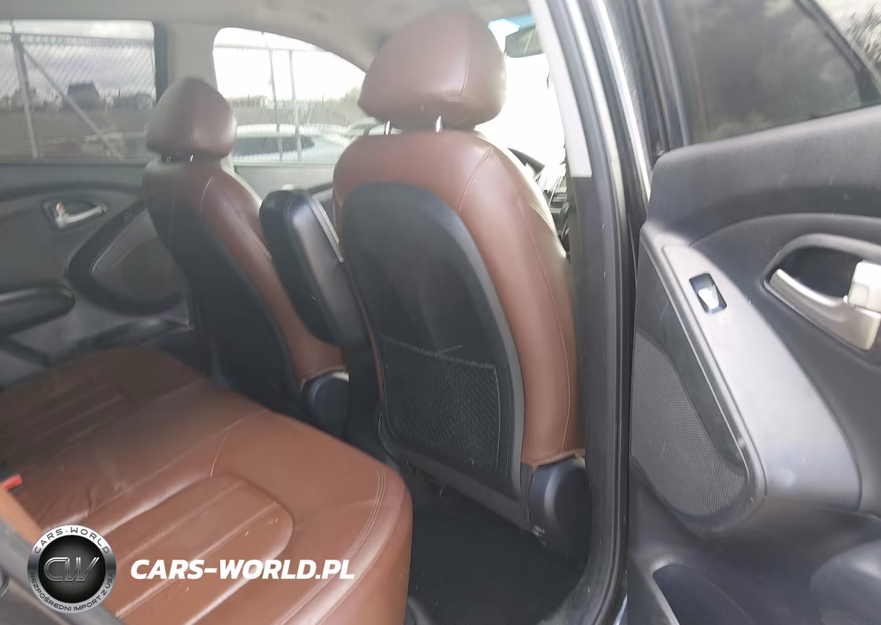 2010 Hyundai Tucson Limited VIN:KM8JU3AC0AU068226 - 8