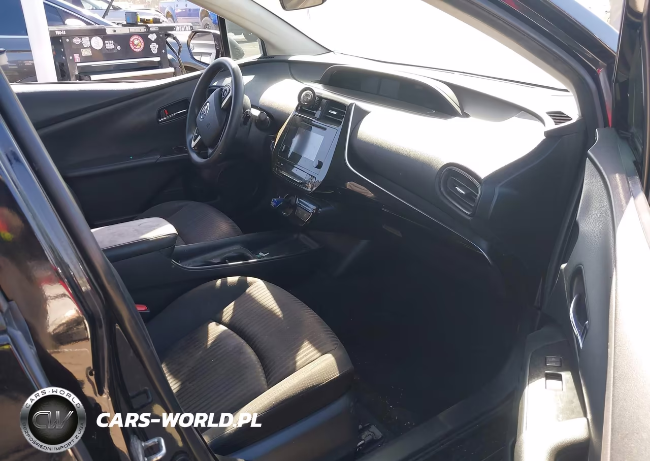 2016 Toyota Prius Two VIN:JTDKBRFU6G3515112 - 5