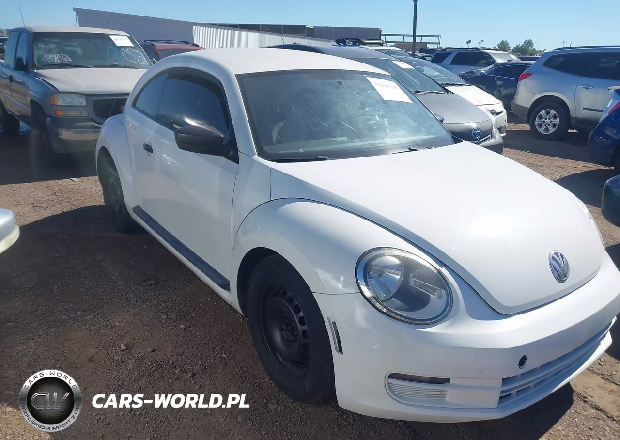 2013 Volkswagen Beetle 2.5L Entry