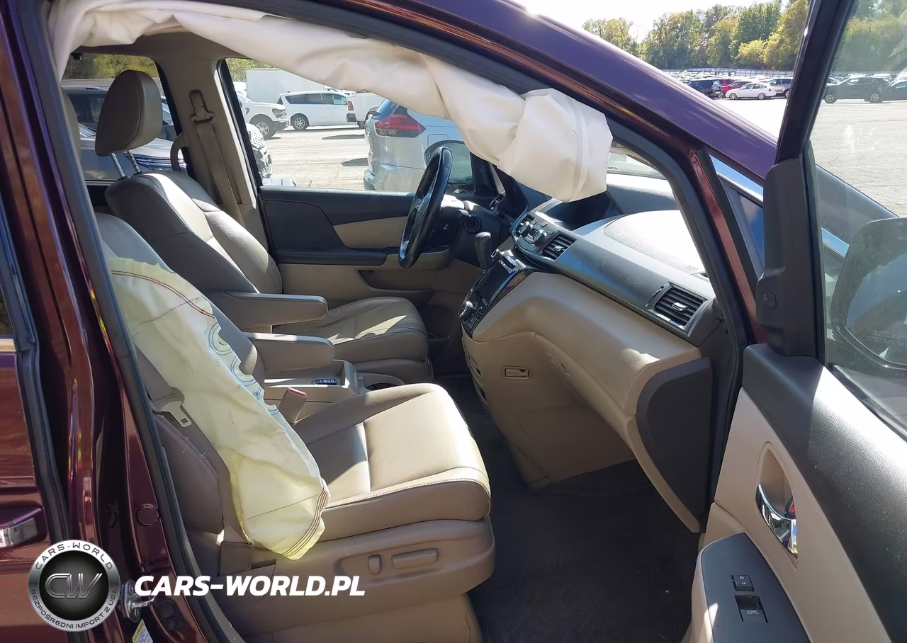 2014 Honda Odyssey Touring-Touring Elite VIN:5FNRL5H90EB069312 - 5