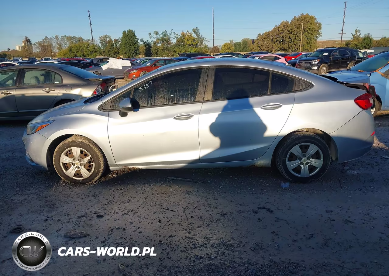 2018 Chevrolet Cruze Ls Auto VIN:1G1BC5SM5J7229224 - 15
