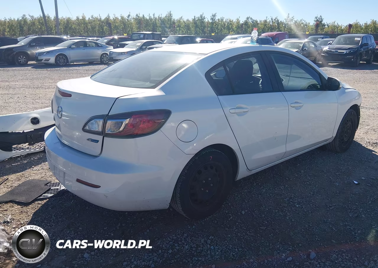 2013 Mazda Mazda3 I Sport VIN:JM1BL1UP5D1849120 - 4