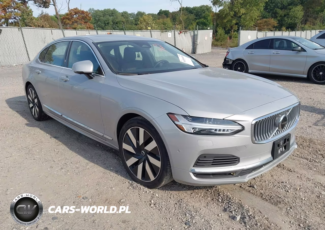 2024 Volvo S90 Recharge Plug-In Hybrid T8 Ultimate – zdjęcie 1 z 12