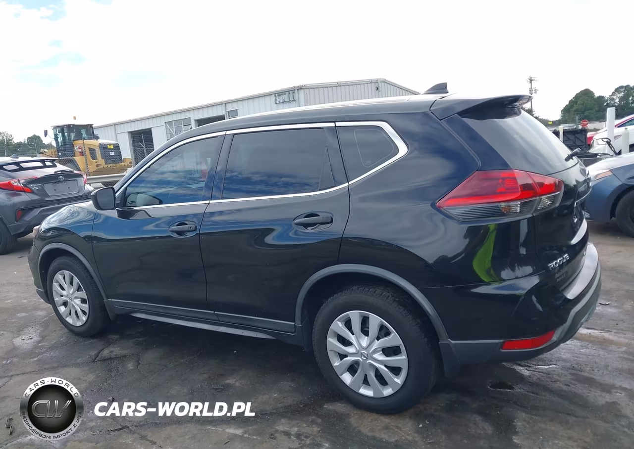 2018 Nissan Rogue S VIN:KNMAT2MT0JP613126 - 14