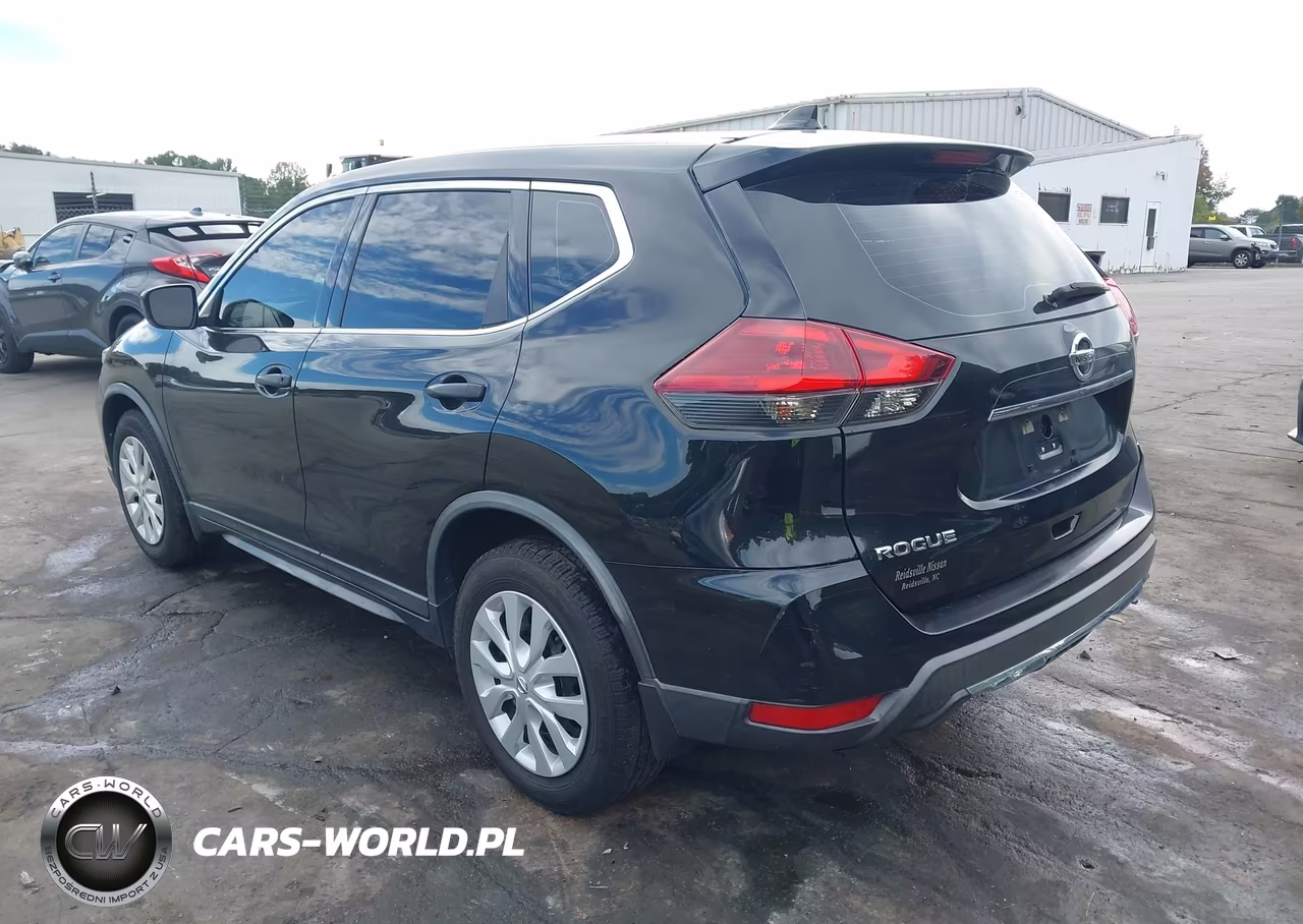 2018 Nissan Rogue S VIN:KNMAT2MT0JP613126 - 3