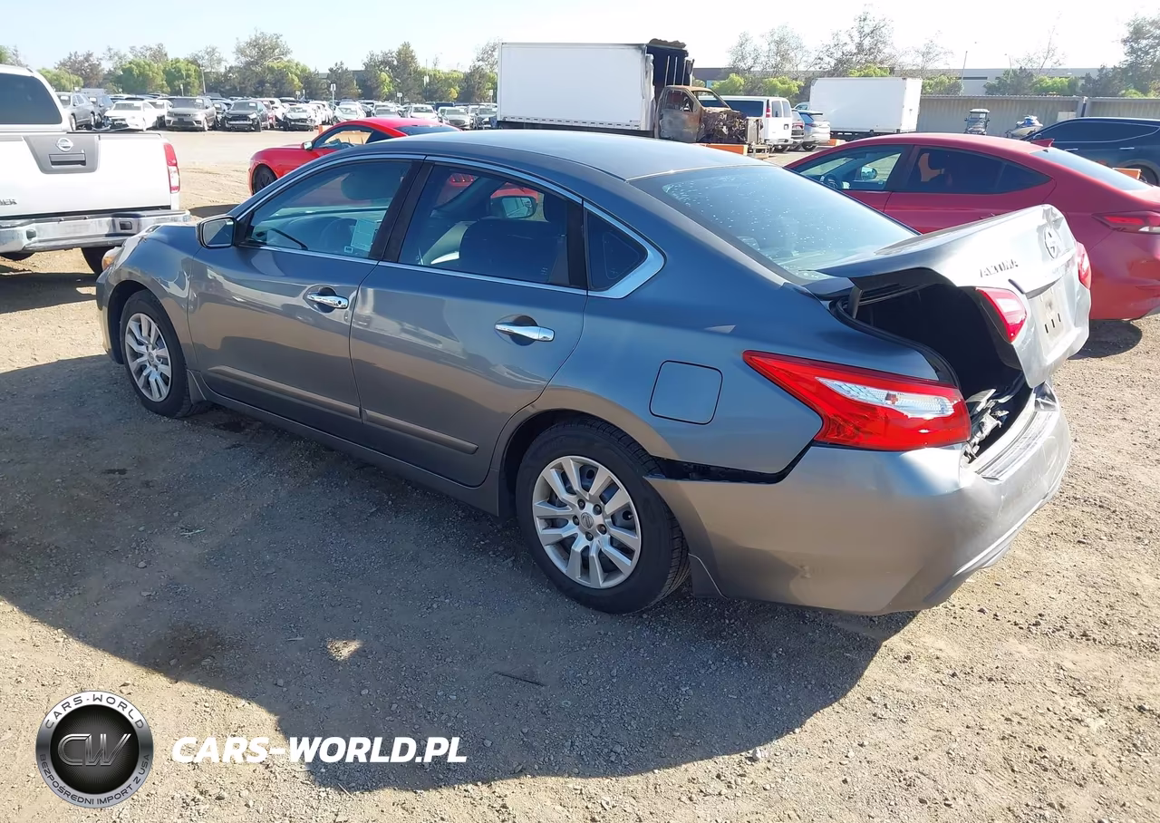 2017 Nissan Altima 2.5 S VIN:1N4AL3AP3HN349182 - 3