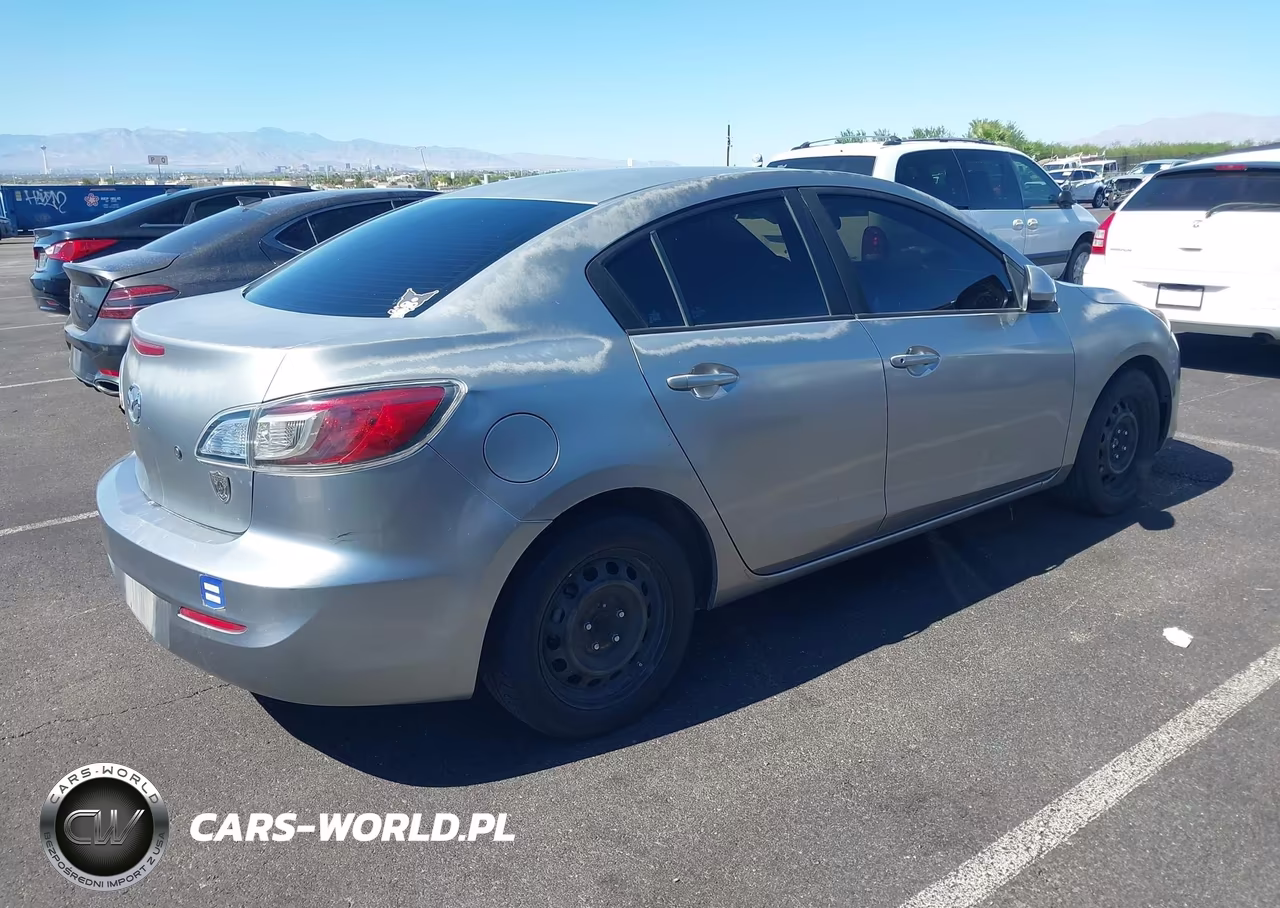 2013 Mazda Mazda3 I Sv VIN:JM1BL1TG5D1818211 - 4