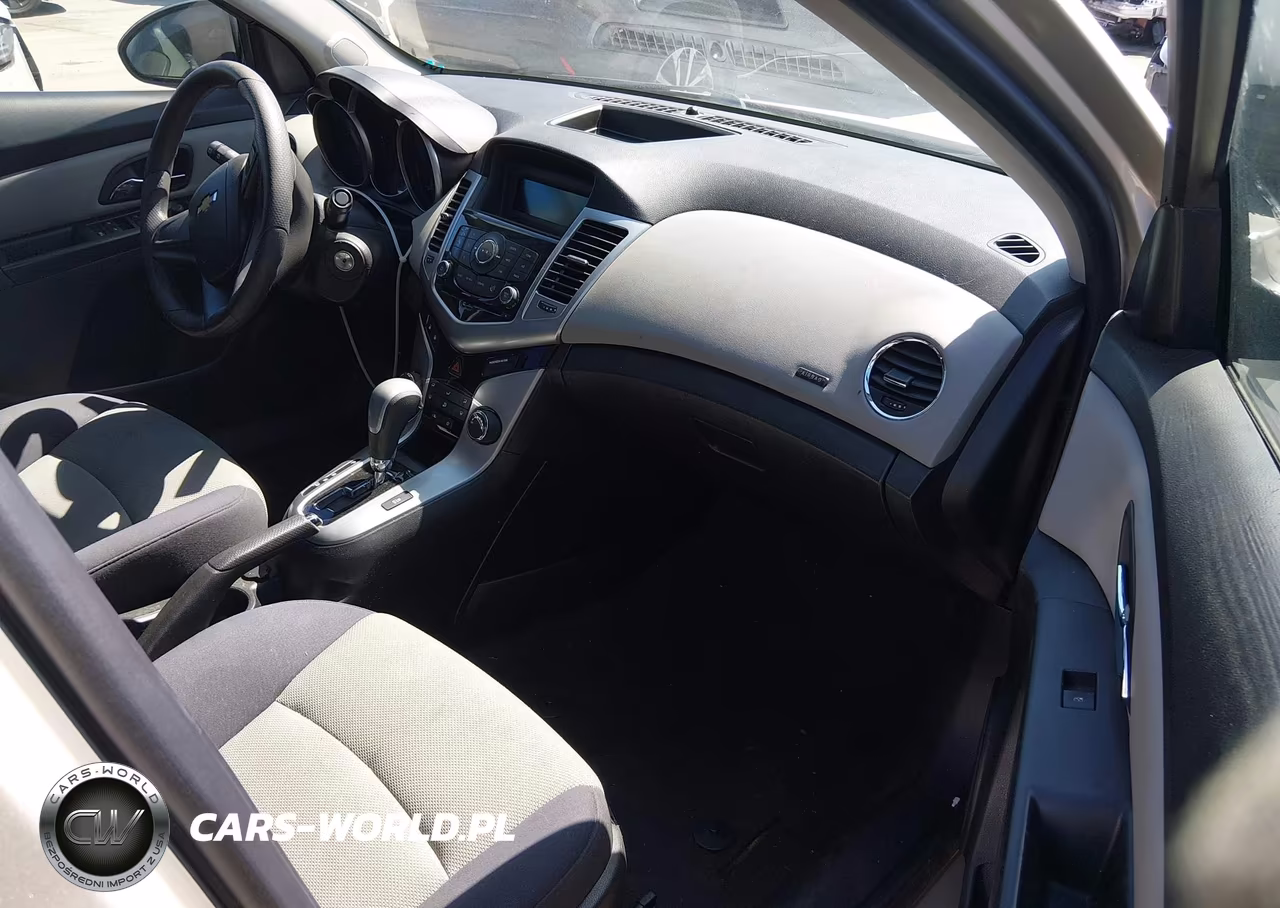2013 Chevrolet Cruze Ls Auto VIN:1G1PA5SH4D7240329 - 5