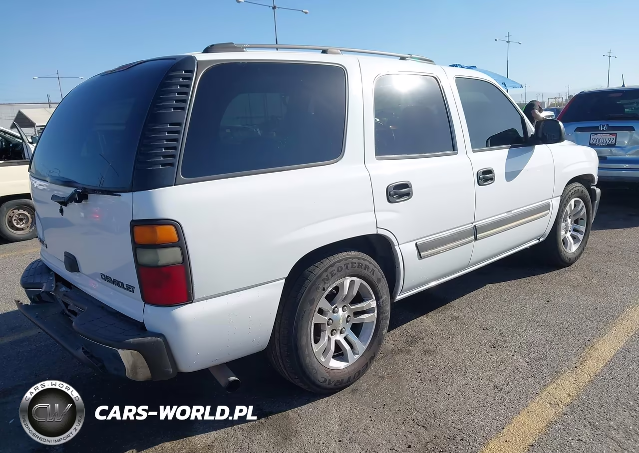 2004 Chevrolet Tahoe Ls VIN:1GNEC13V54R305688 - 4