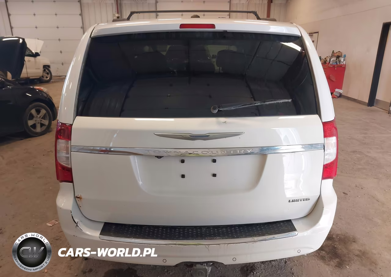 2014 Chrysler Town & Country Limited VIN:2C4RC1GG1ER290074 - 16