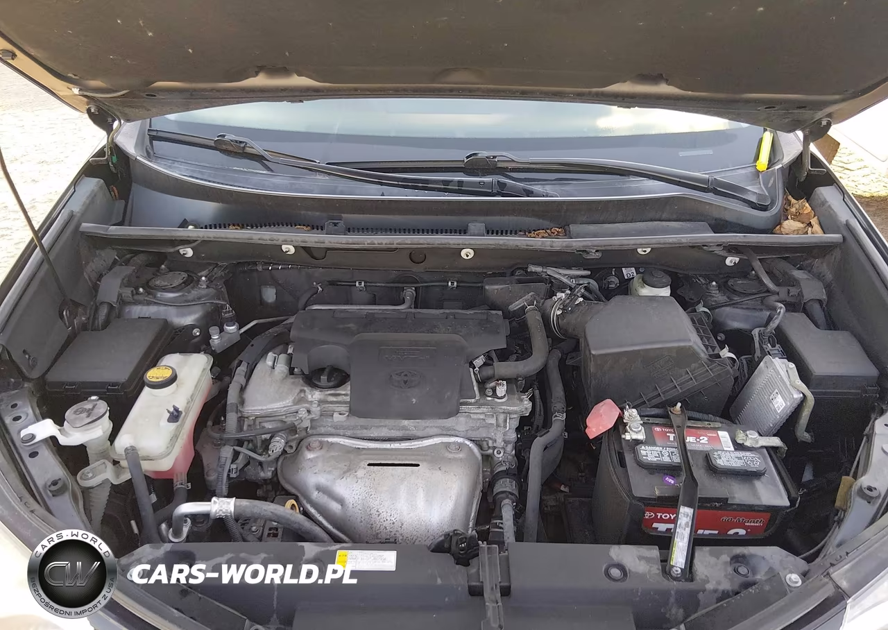 2018 Toyota Rav4 Xle VIN:2T3RFREV2JW731797 - 10