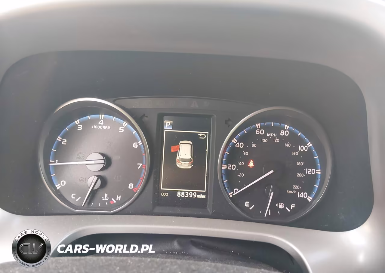 2018 Toyota Rav4 Xle VIN:2T3RFREV2JW731797 - 7