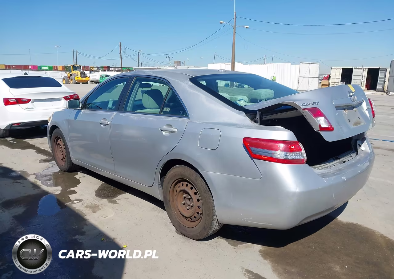 2011 Toyota Camry Le VIN:4T4BF3EKXBR176103 - 3