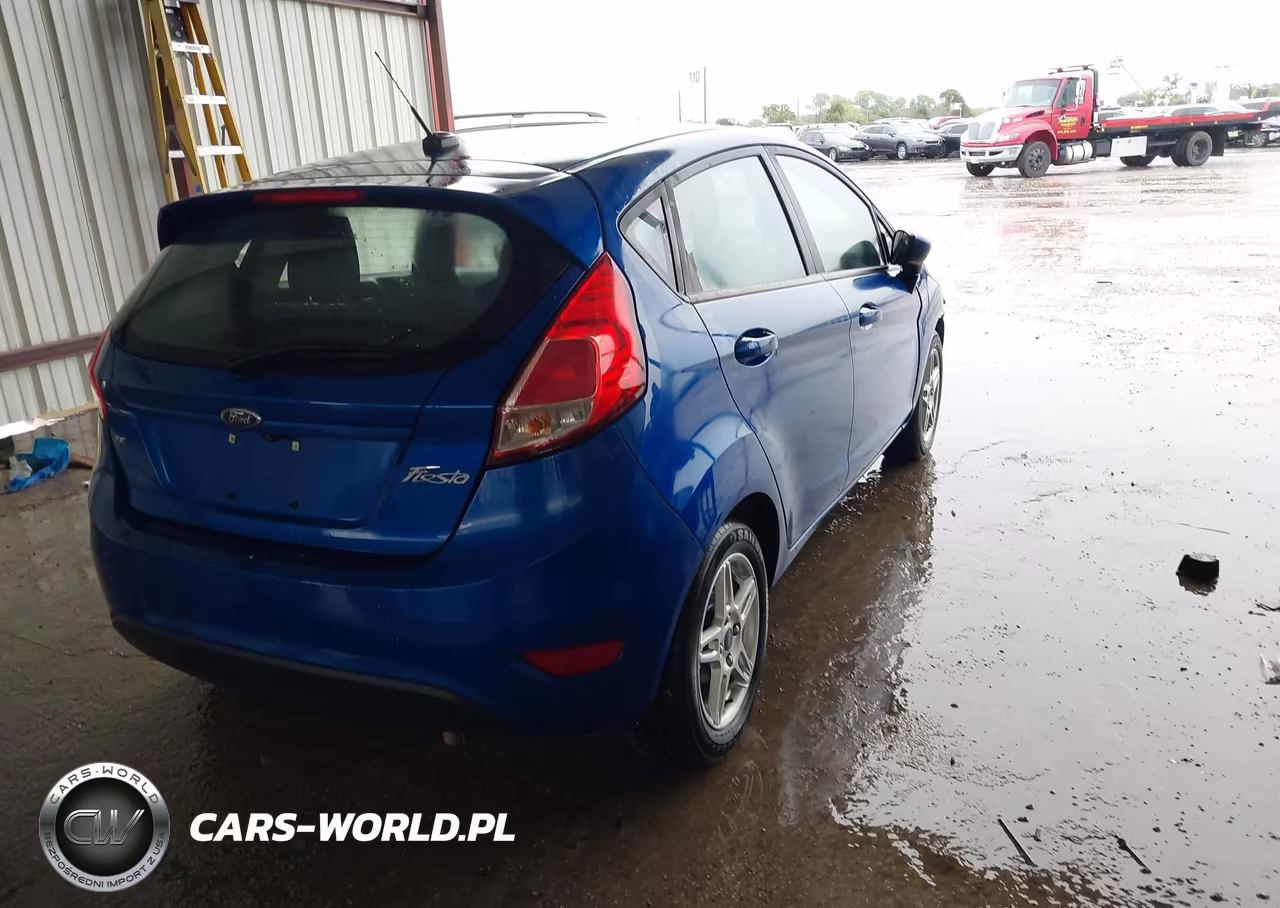 2018 Ford Fiesta Se VIN:3FADP4EJXJM109625 - 4