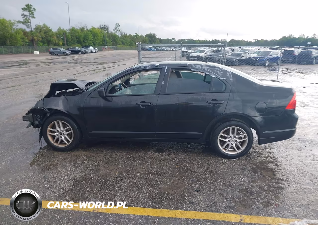 2012 Ford Fusion S VIN:3FAHP0GA7CR216290 - 14